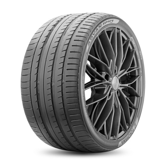 Шины Yokohama  325/30/21  Y 108 ADVAN SPORT V105W   старше 3-х лет